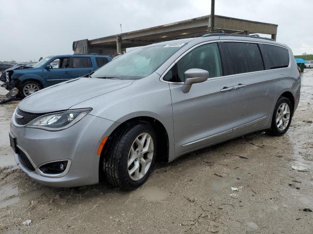 CHRYSLER PACIFICA T 2017 2c4rc1bg8hr831388