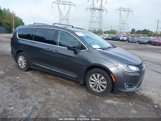 CHRYSLER PACIFICA 2018 2c4rc1bg8jr109179