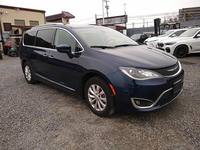 CHRYSLER PACIFICA 2018 2c4rc1bg8jr274651