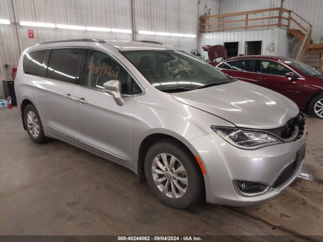 CHRYSLER PACIFICA 2018 2c4rc1bg8jr290607