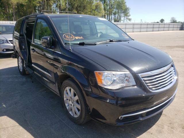 CHRYSLER TOWN &AMP COU 2015 2c4rc1bg9fr577607