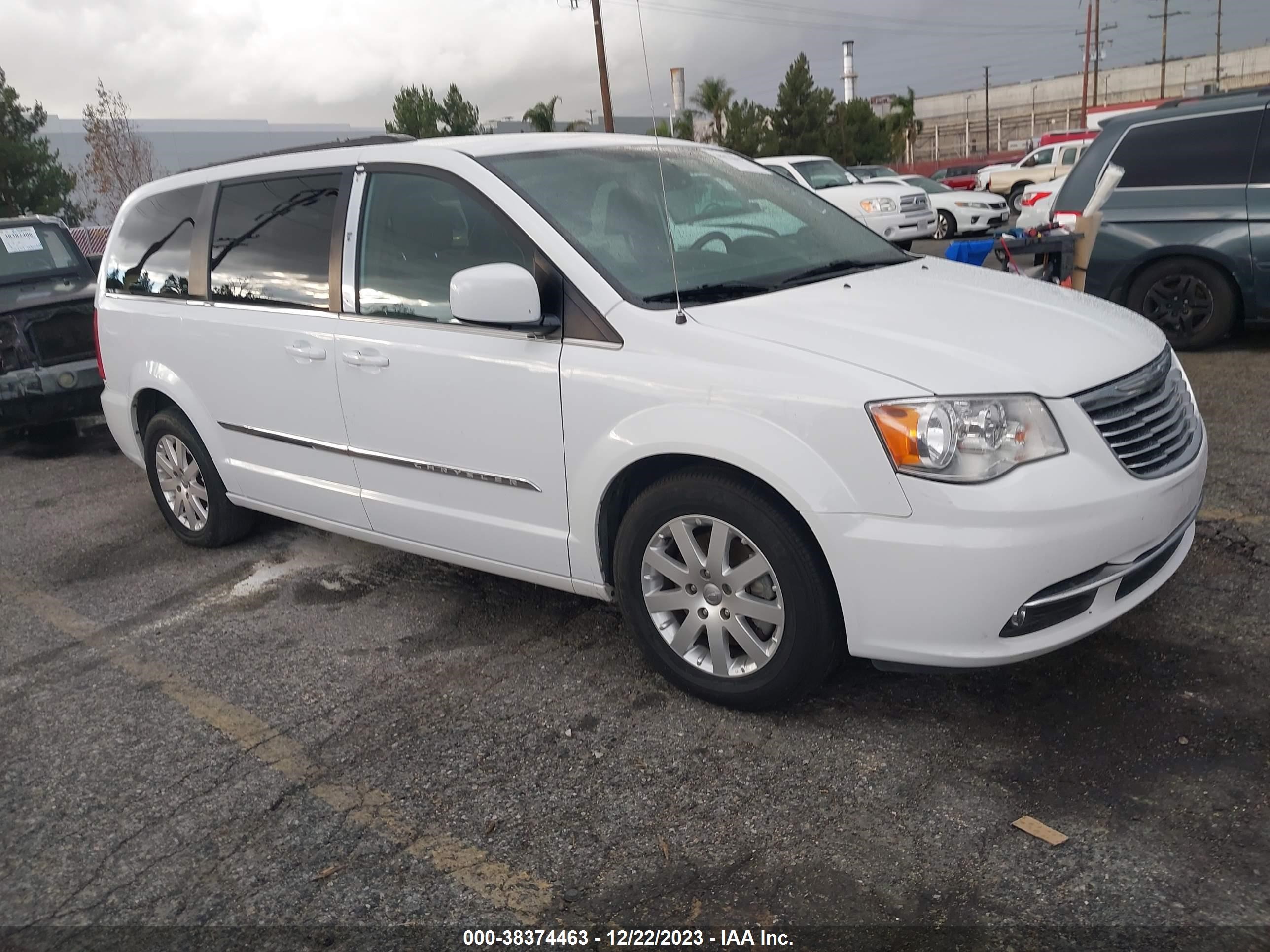 CHRYSLER TOWN & COUNTRY 2015 2c4rc1bg9fr751661