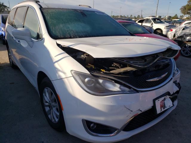 CHRYSLER PACIFICA T 2017 2c4rc1bg9hr526756