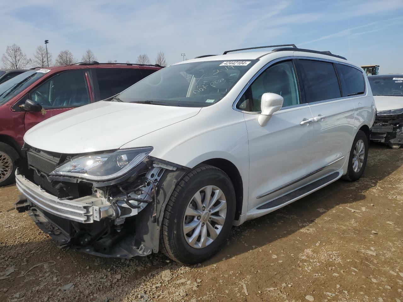 CHRYSLER PACIFICA 2017 2c4rc1bg9hr538616