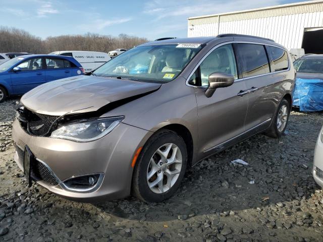 CHRYSLER PACIFICA T 2017 2c4rc1bg9hr551690