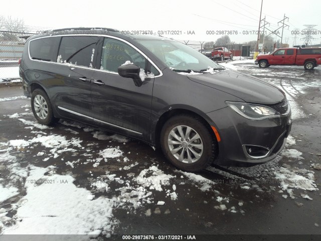 CHRYSLER PACIFICA 2017 2c4rc1bg9hr576461