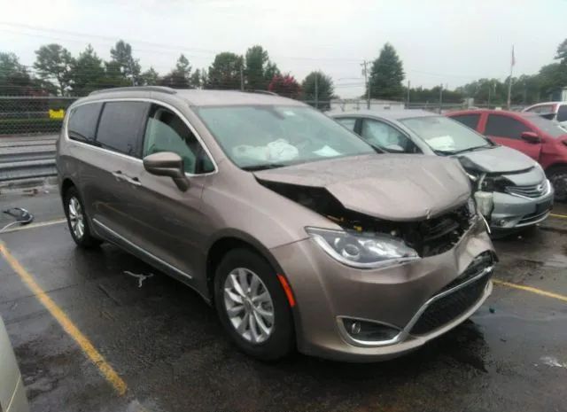 CHRYSLER PACIFICA 2017 2c4rc1bg9hr584222