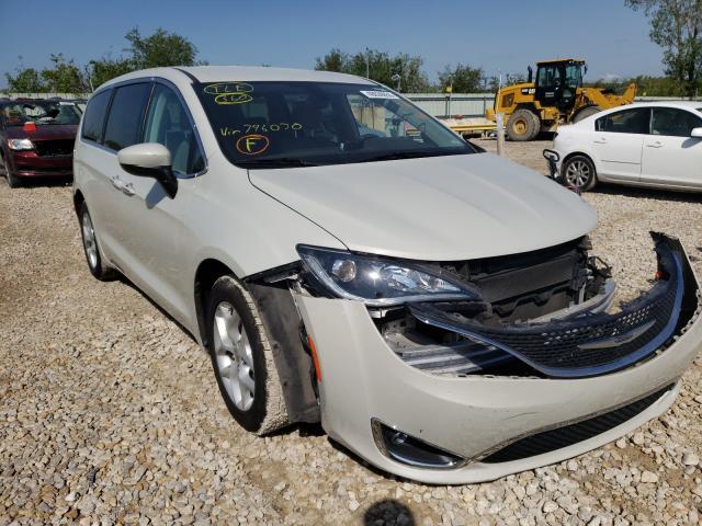 CHRYSLER PACIFICA T 2017 2c4rc1bg9hr796070