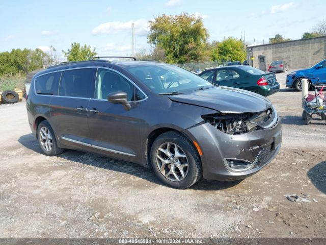 CHRYSLER PACIFICA 2017 2c4rc1bg9hr823347