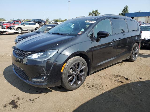 CHRYSLER PACIFICA T 2018 2c4rc1bg9jr260385