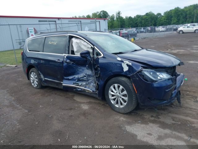 CHRYSLER PACIFICA 2017 2c4rc1bgxhr524773