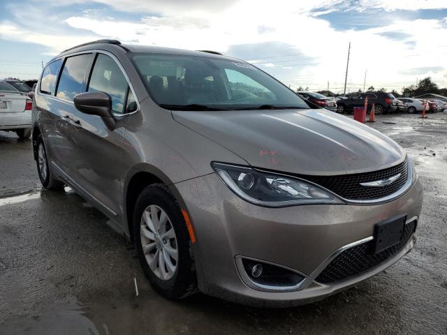 CHRYSLER PACIFICA T 2017 2c4rc1bgxhr535725