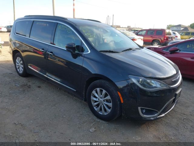 CHRYSLER PACIFICA 2017 2c4rc1bgxhr539208