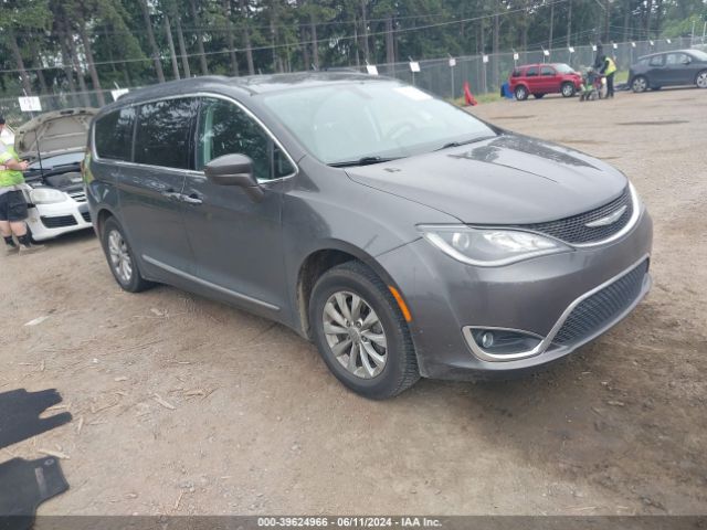 CHRYSLER PACIFICA 2017 2c4rc1bgxhr576050