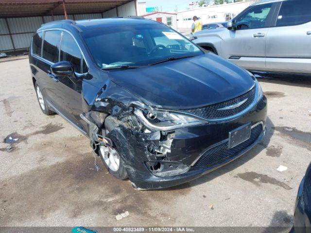 CHRYSLER PACIFICA 2017 2c4rc1bgxhr809733