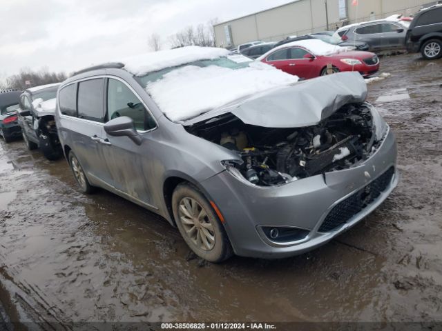 CHRYSLER PACIFICA 2017 2c4rc1bgxhr832588