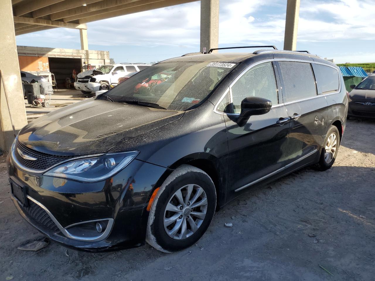 CHRYSLER PACIFICA 2018 2c4rc1bgxjr356154