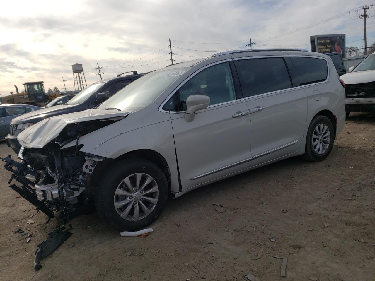 CHRYSLER PACIFICA 2019 2c4rc1bgxkr705847