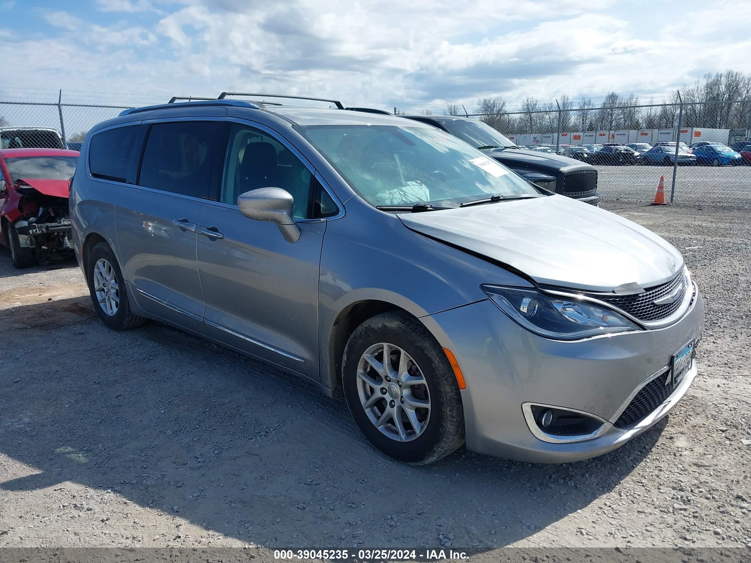 CHRYSLER PACIFICA 2020 2c4rc1bgxlr124091