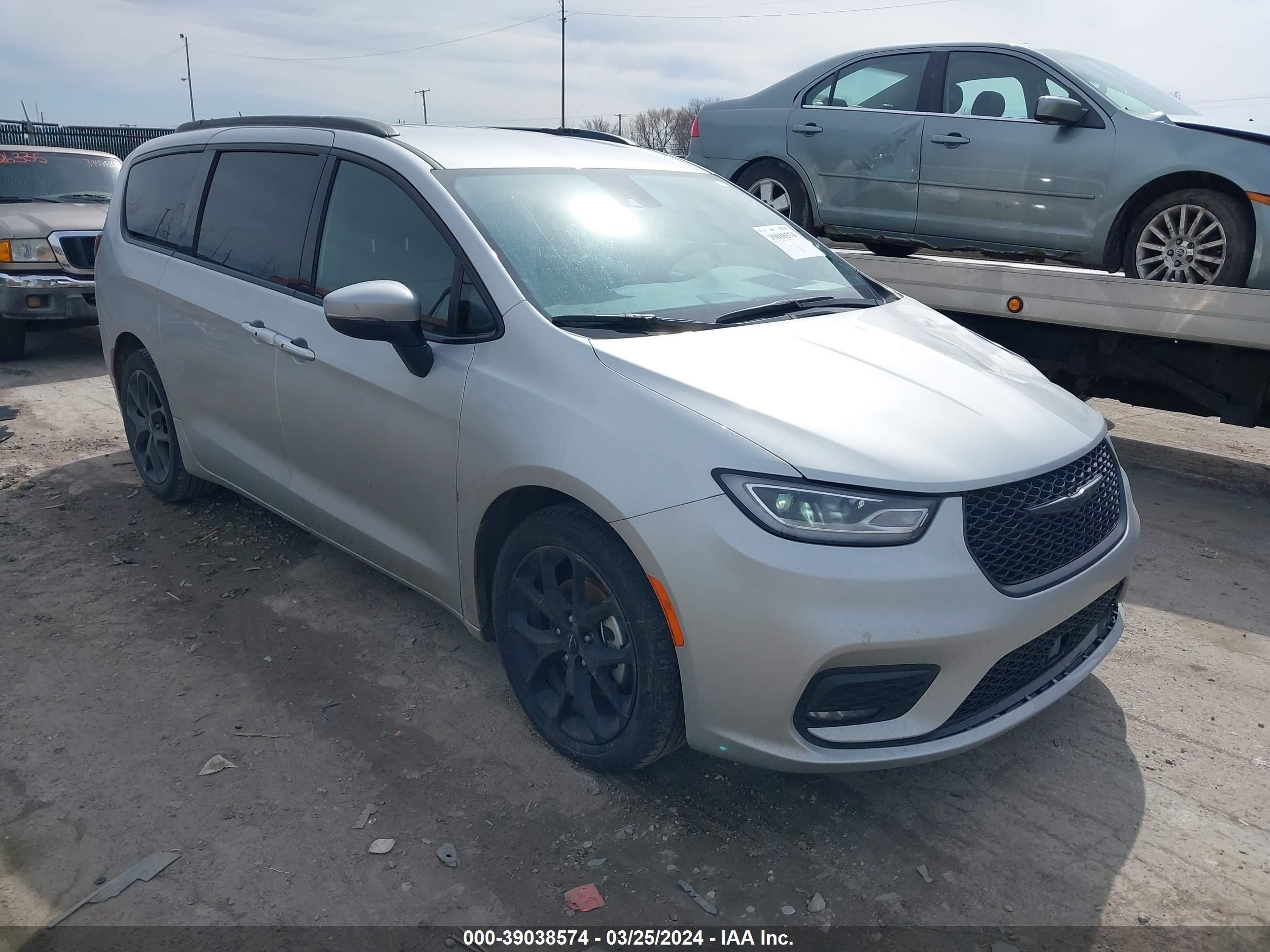 CHRYSLER PACIFICA 2023 2c4rc1bgxpr509270