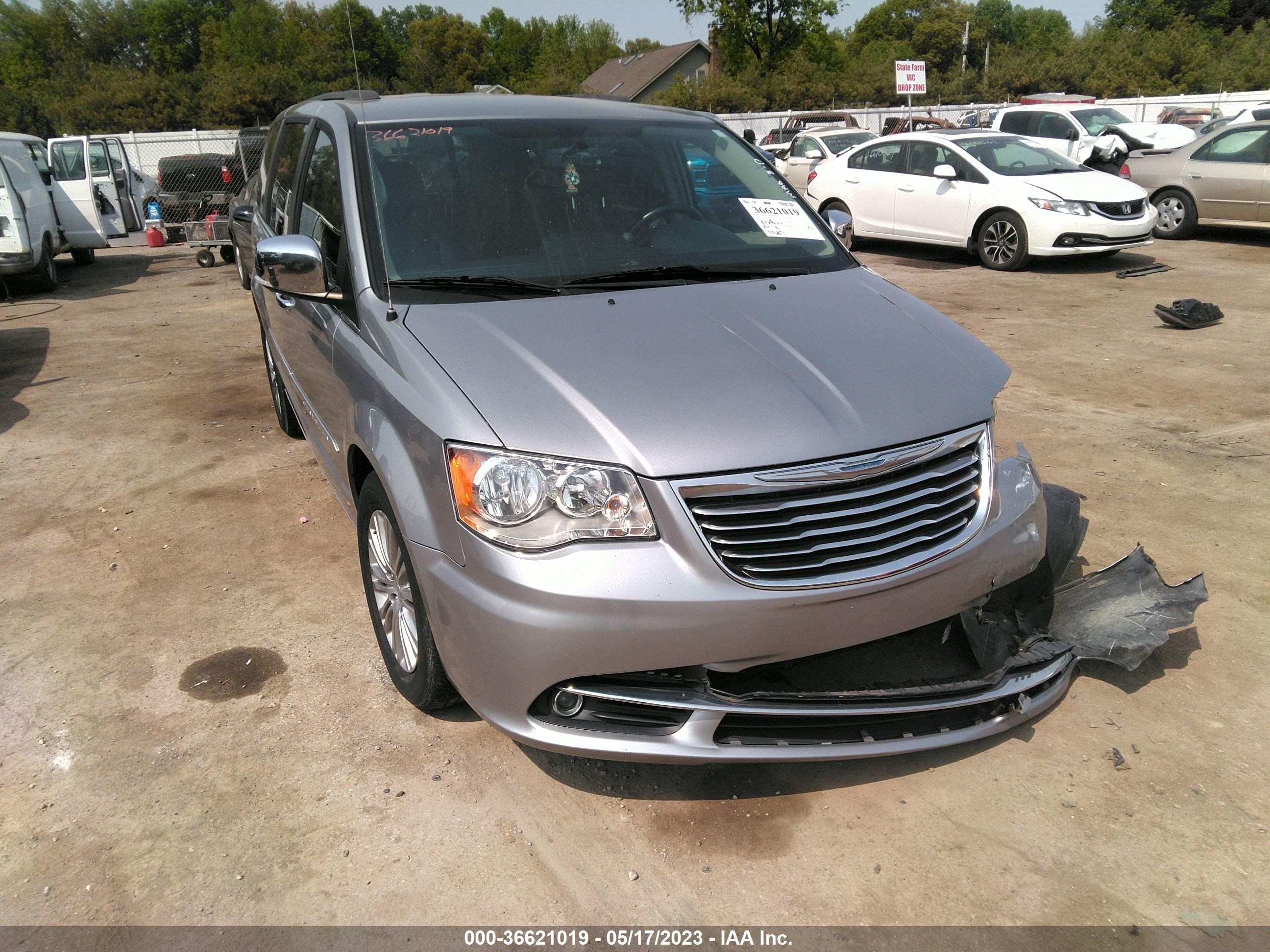 CHRYSLER TOWN & COUNTRY 2015 2c4rc1cg2fr547511