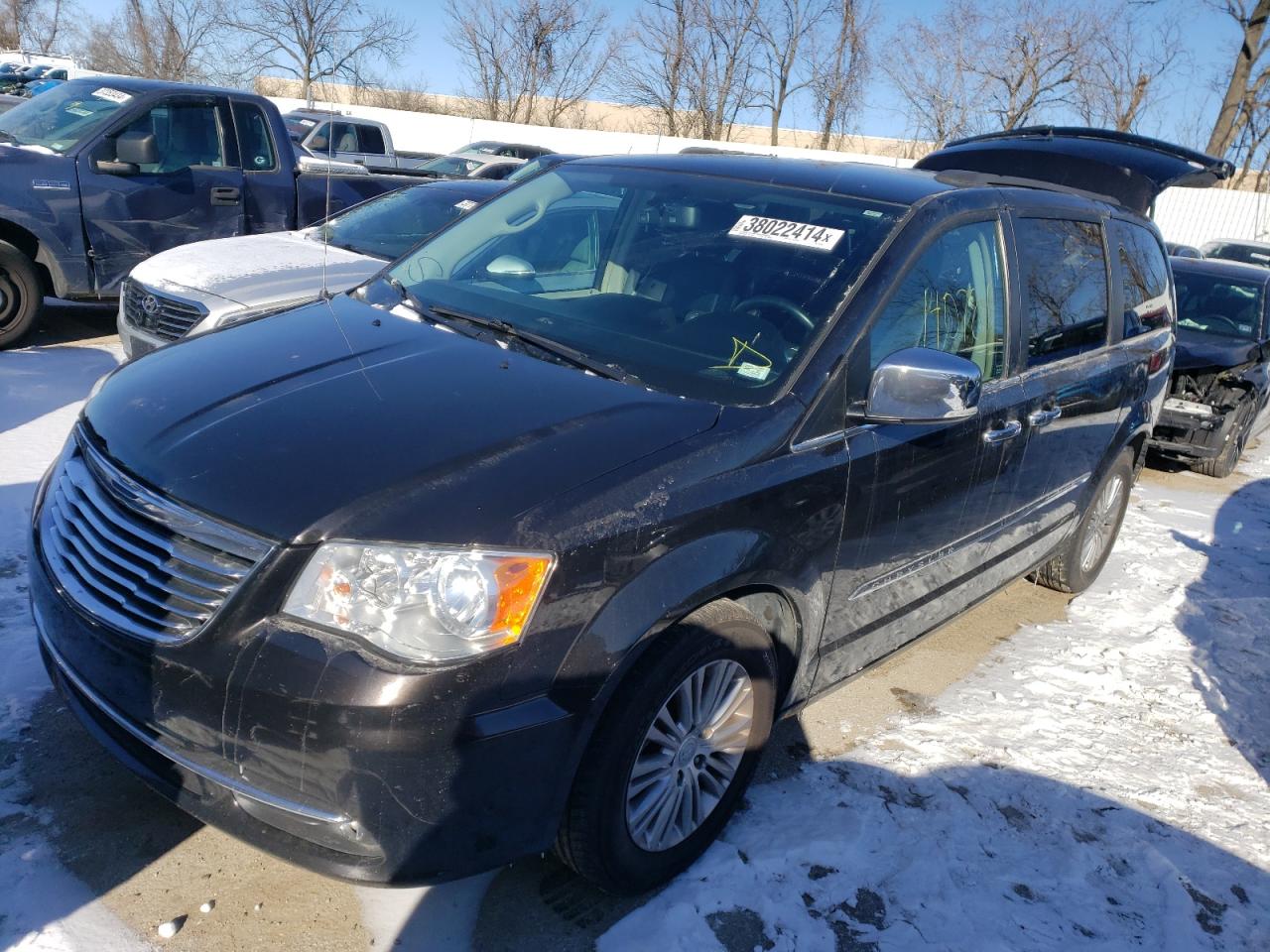 CHRYSLER TOWN & COUNTRY 2015 2c4rc1cg2fr620036