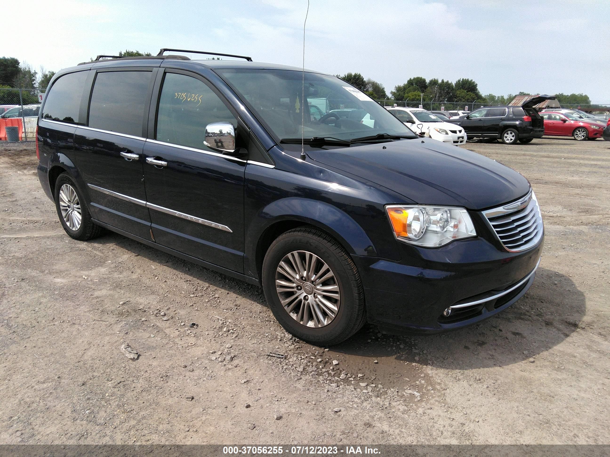 CHRYSLER TOWN & COUNTRY 2015 2c4rc1cg2fr655966