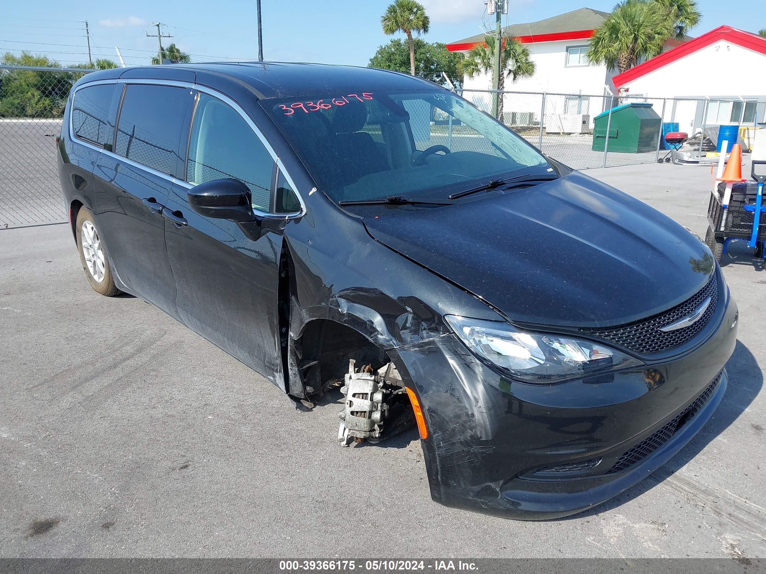 CHRYSLER VOYAGER 2022 2c4rc1cg2nr223604