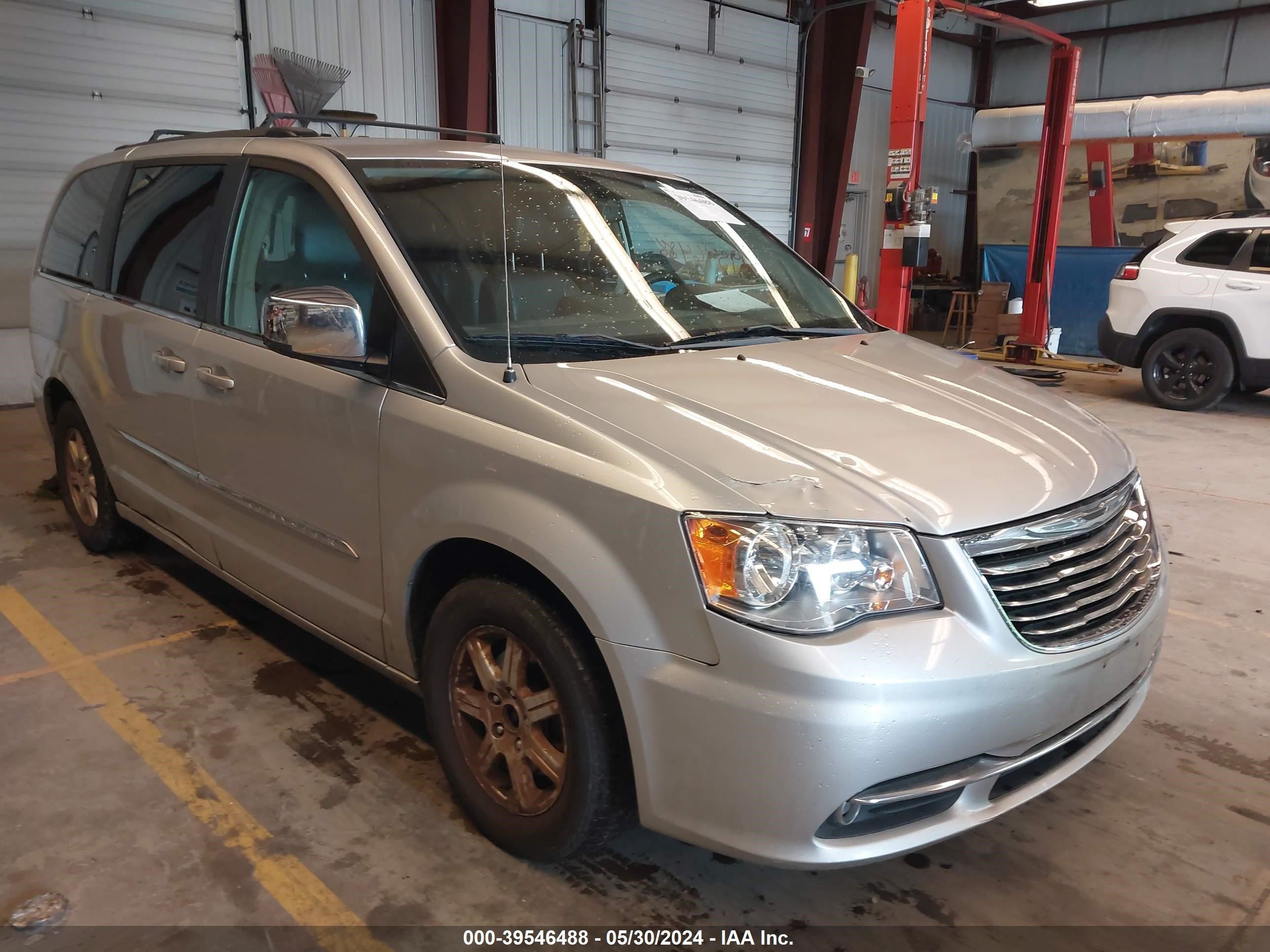 CHRYSLER TOWN & COUNTRY 2012 2c4rc1cg4cr143833