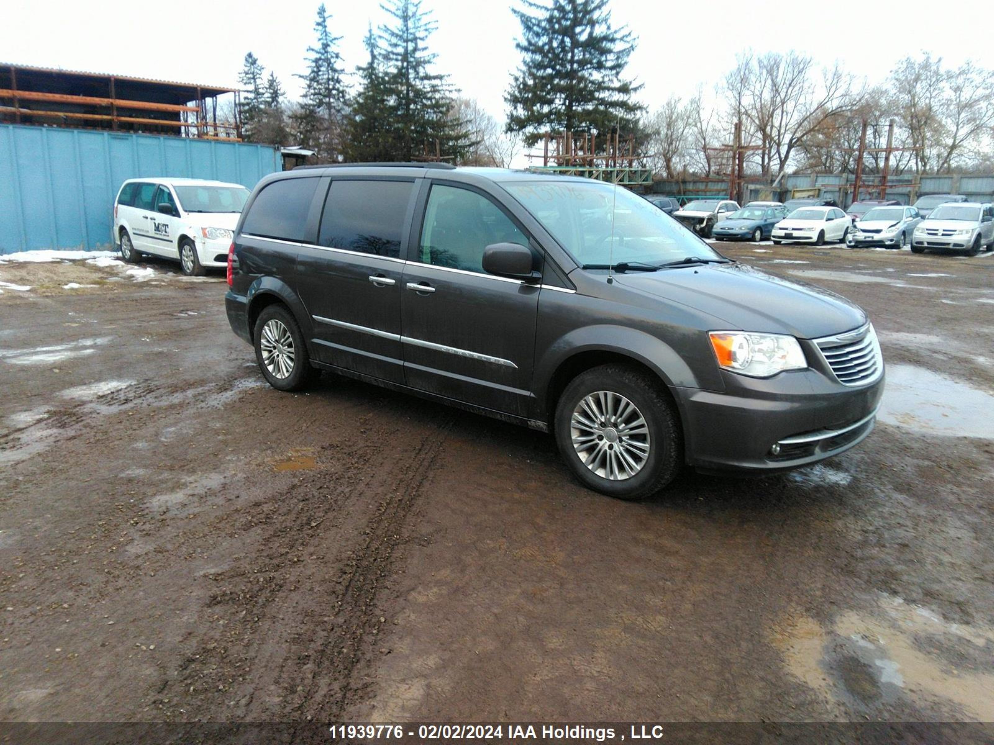 CHRYSLER TOWN & COUNTRY 2015 2c4rc1cg4fr705864