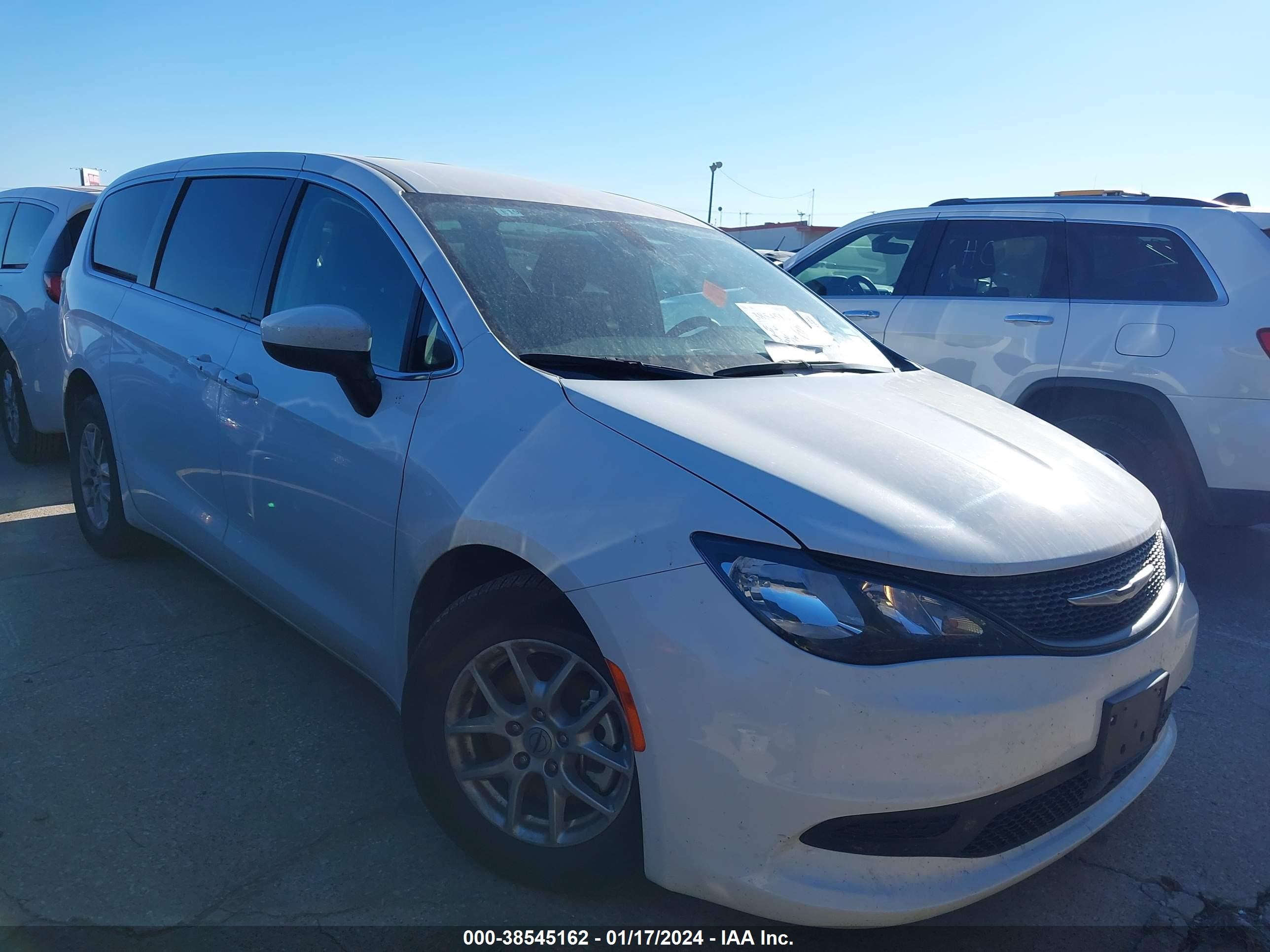 CHRYSLER VOYAGER 2022 2c4rc1cg5nr226299