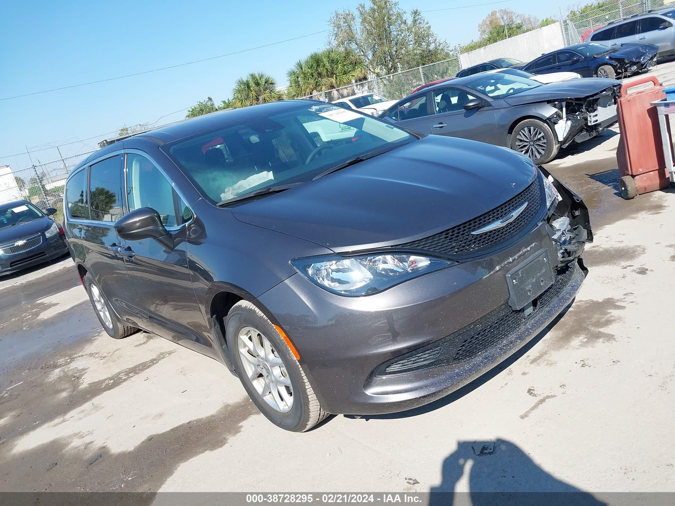 CHRYSLER VOYAGER 2023 2c4rc1cg5pr530171