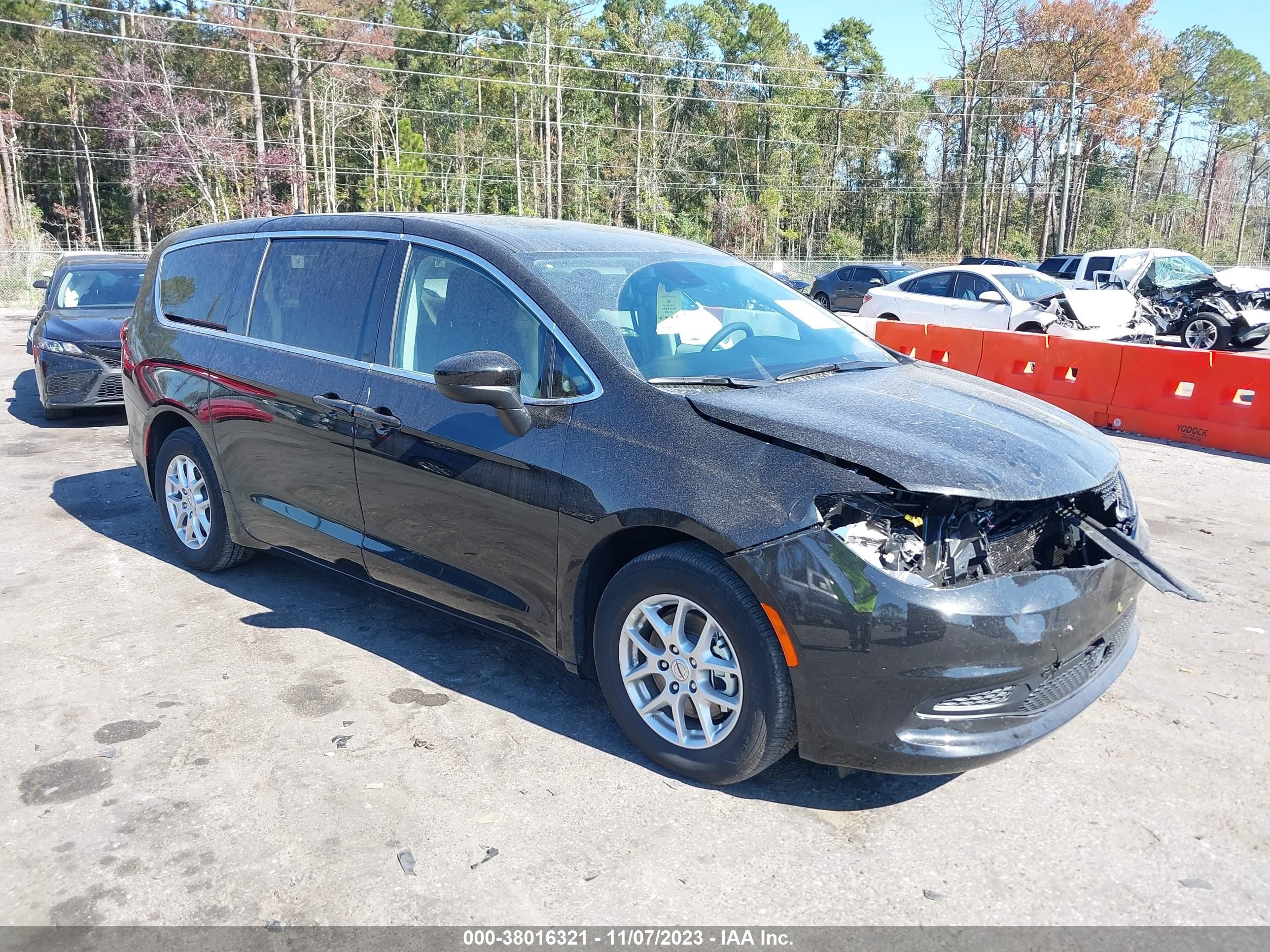 CHRYSLER VOYAGER 2023 2c4rc1cg6pr597376