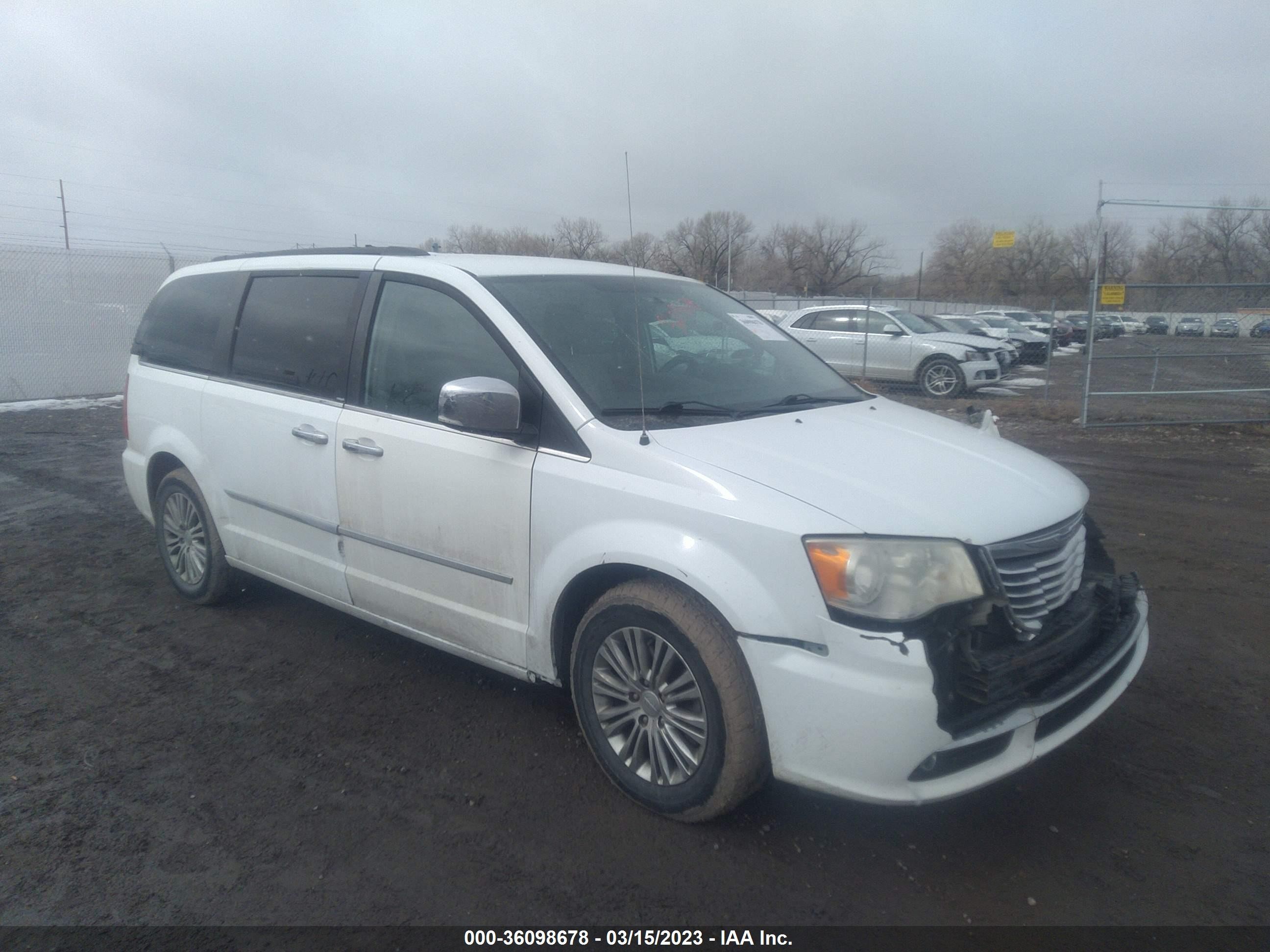 CHRYSLER TOWN & COUNTRY 2014 2c4rc1cg7er143506