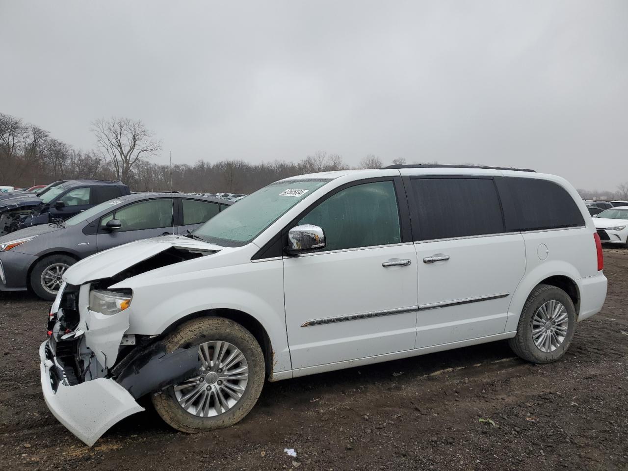 CHRYSLER TOWN & COUNTRY 2015 2c4rc1cg8fr674635