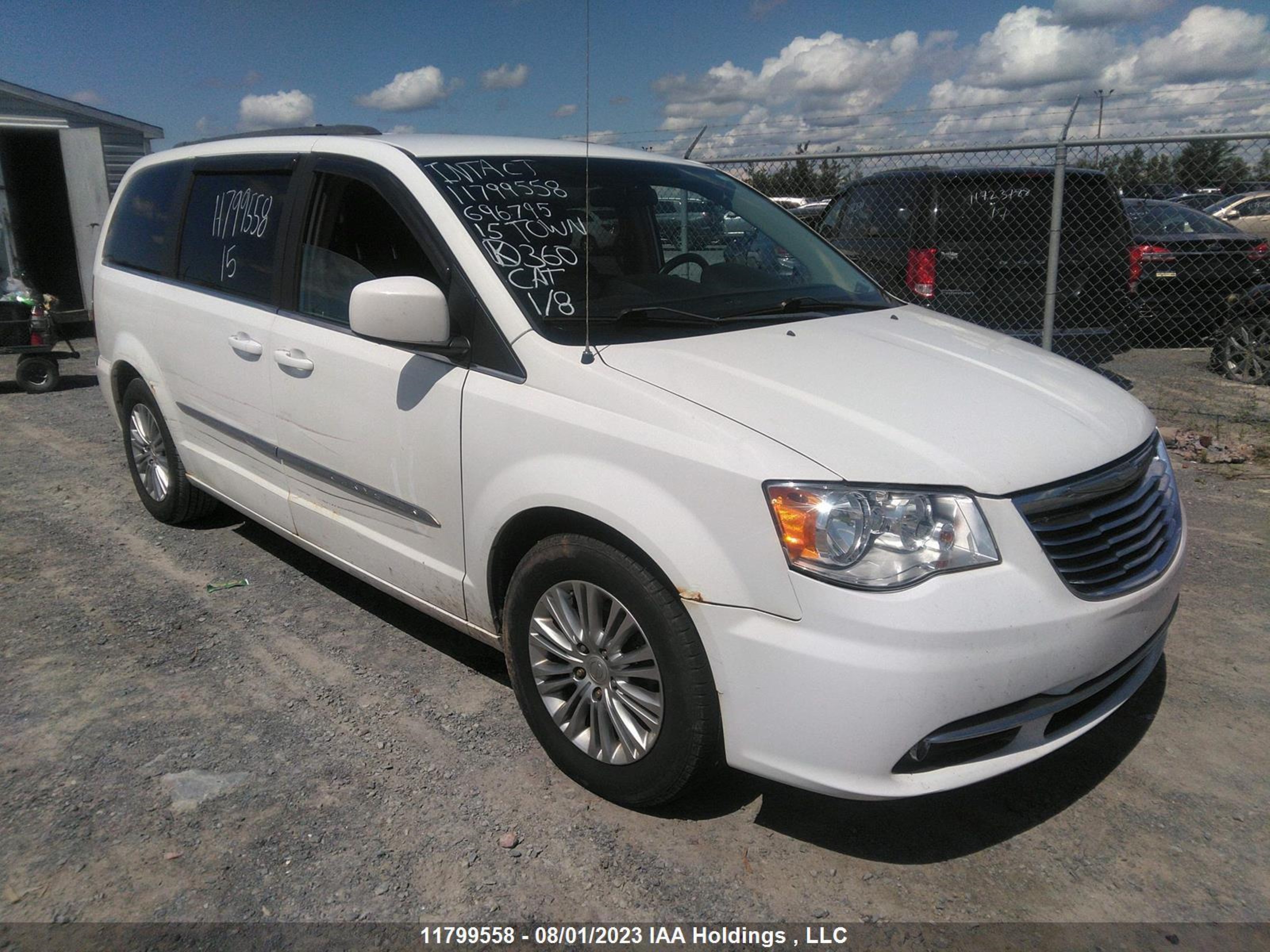 CHRYSLER TOWN & COUNTRY 2015 2c4rc1cg8fr696795