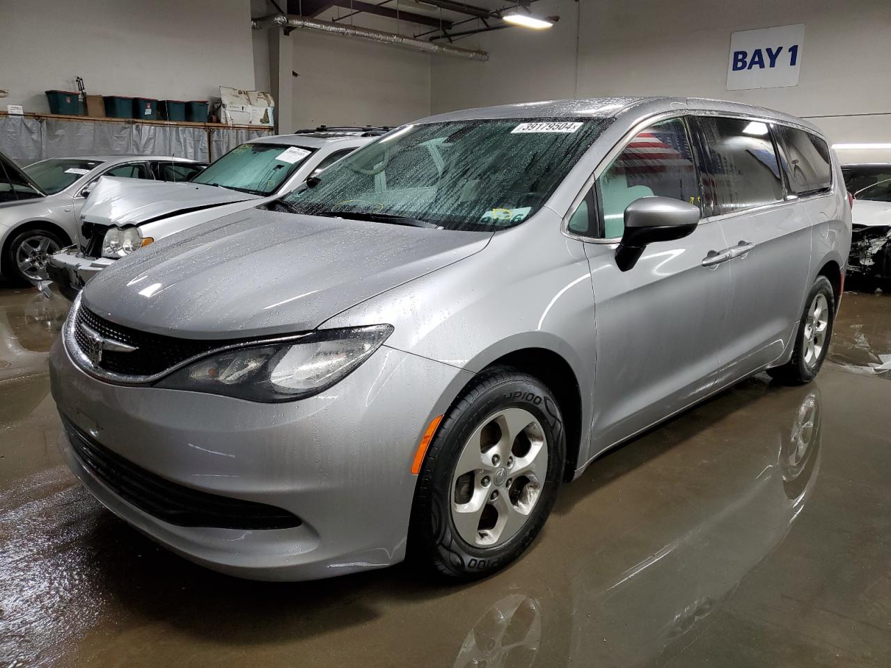 CHRYSLER PACIFICA 2017 2c4rc1cg8hr521238