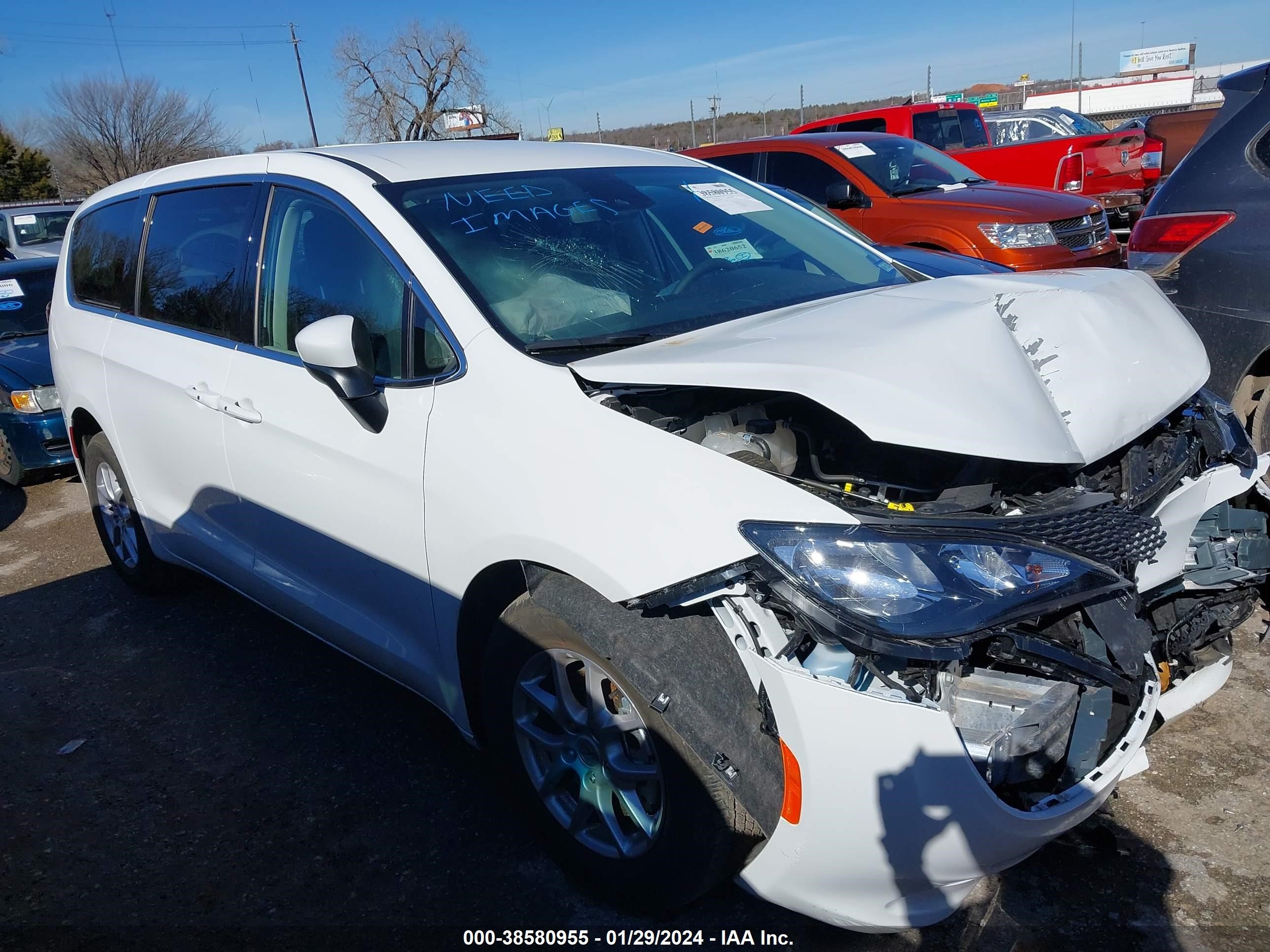 CHRYSLER VOYAGER 2023 2c4rc1cg8pr607857