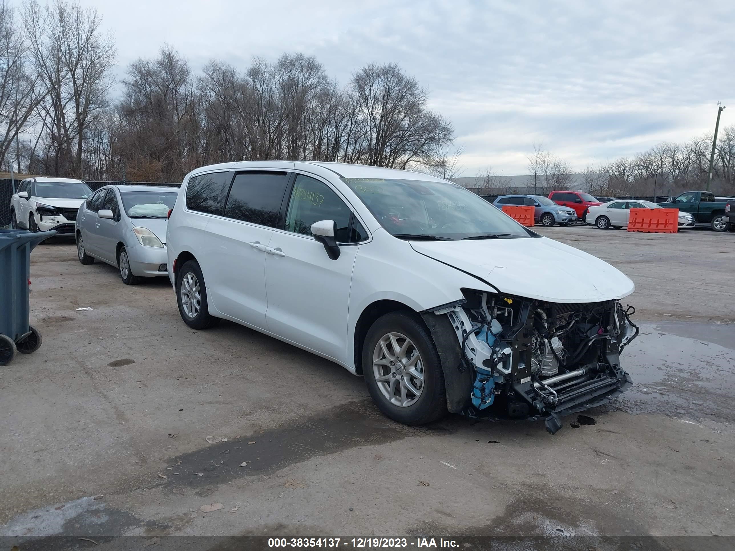 CHRYSLER VOYAGER 2023 2c4rc1cgxpr567815