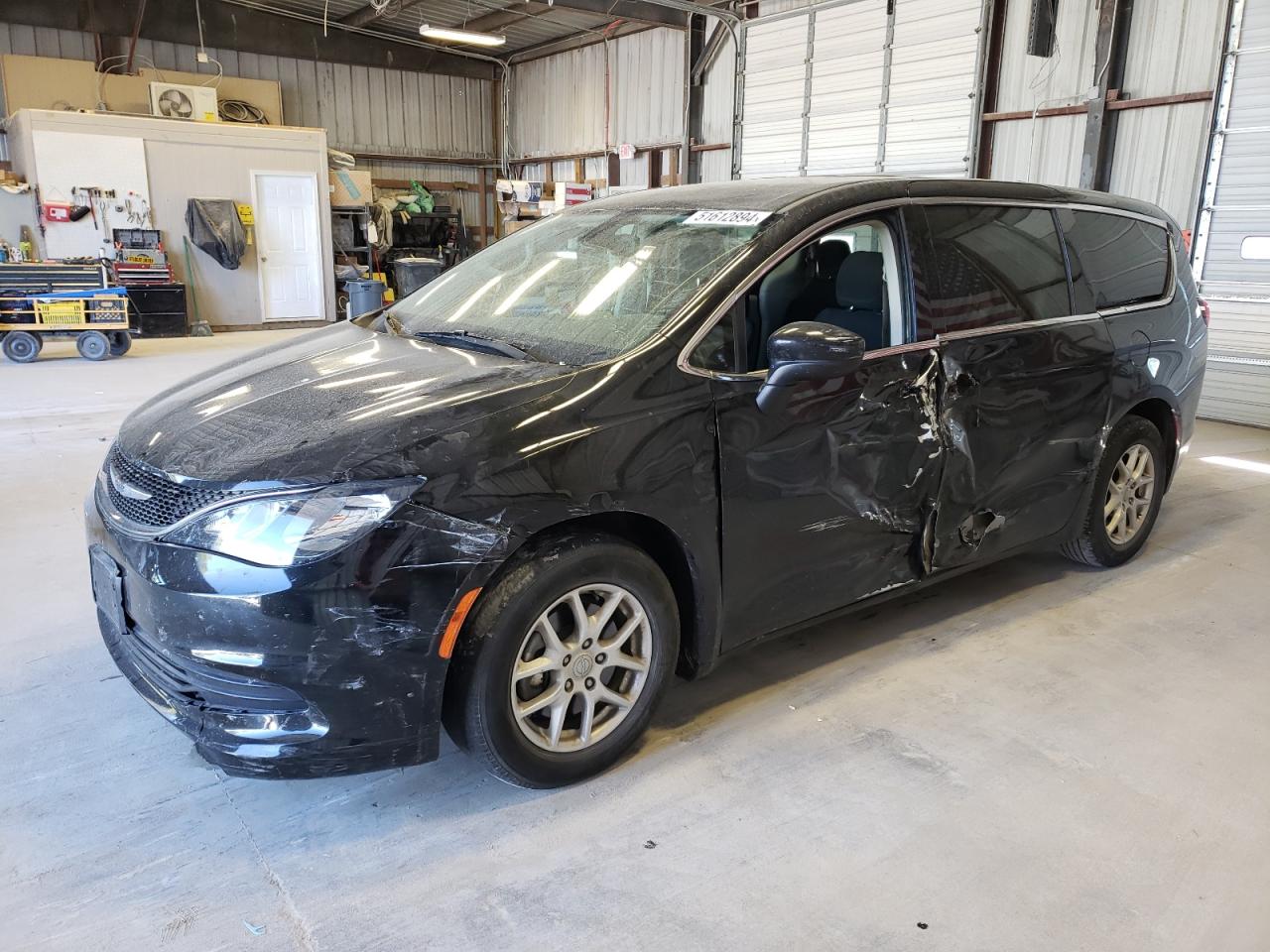 CHRYSLER PACIFICA 2017 2c4rc1dg0hr501404