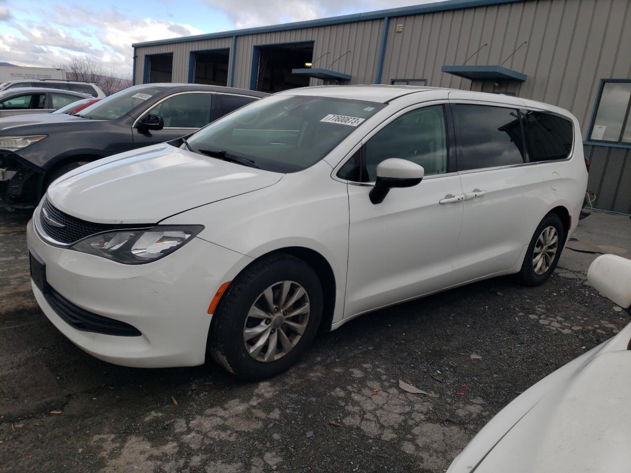 CHRYSLER PACIFICA 2017 2c4rc1dg0hr507977