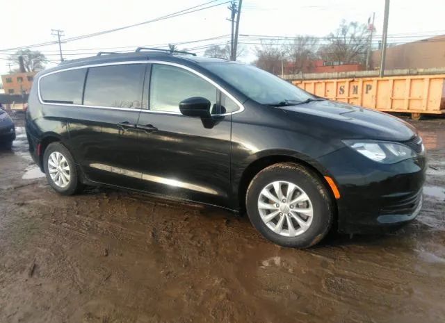 CHRYSLER PACIFICA 2017 2c4rc1dg5hr676750