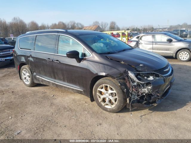 CHRYSLER PACIFICA 2017 2c4rc1eg0hr559981