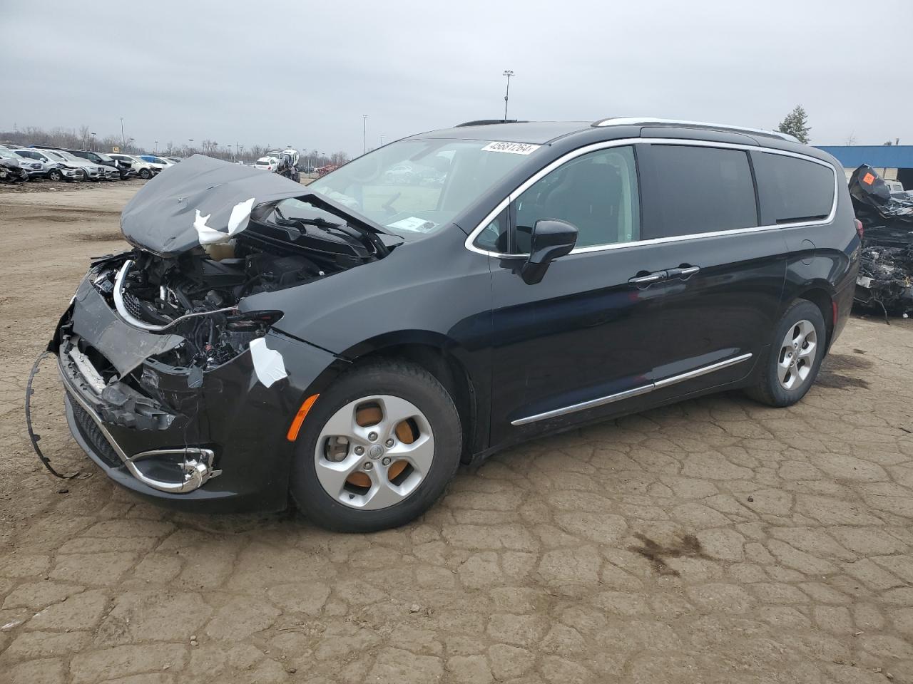 CHRYSLER PACIFICA 2017 2c4rc1eg0hr770341