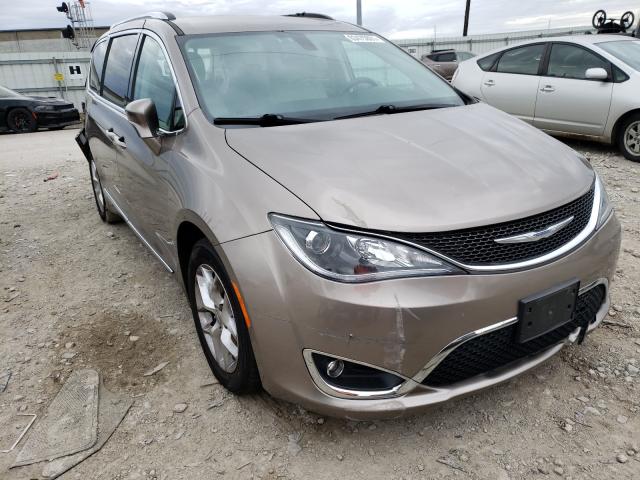 CHRYSLER PACIFICA T 2017 2c4rc1eg1hr555860