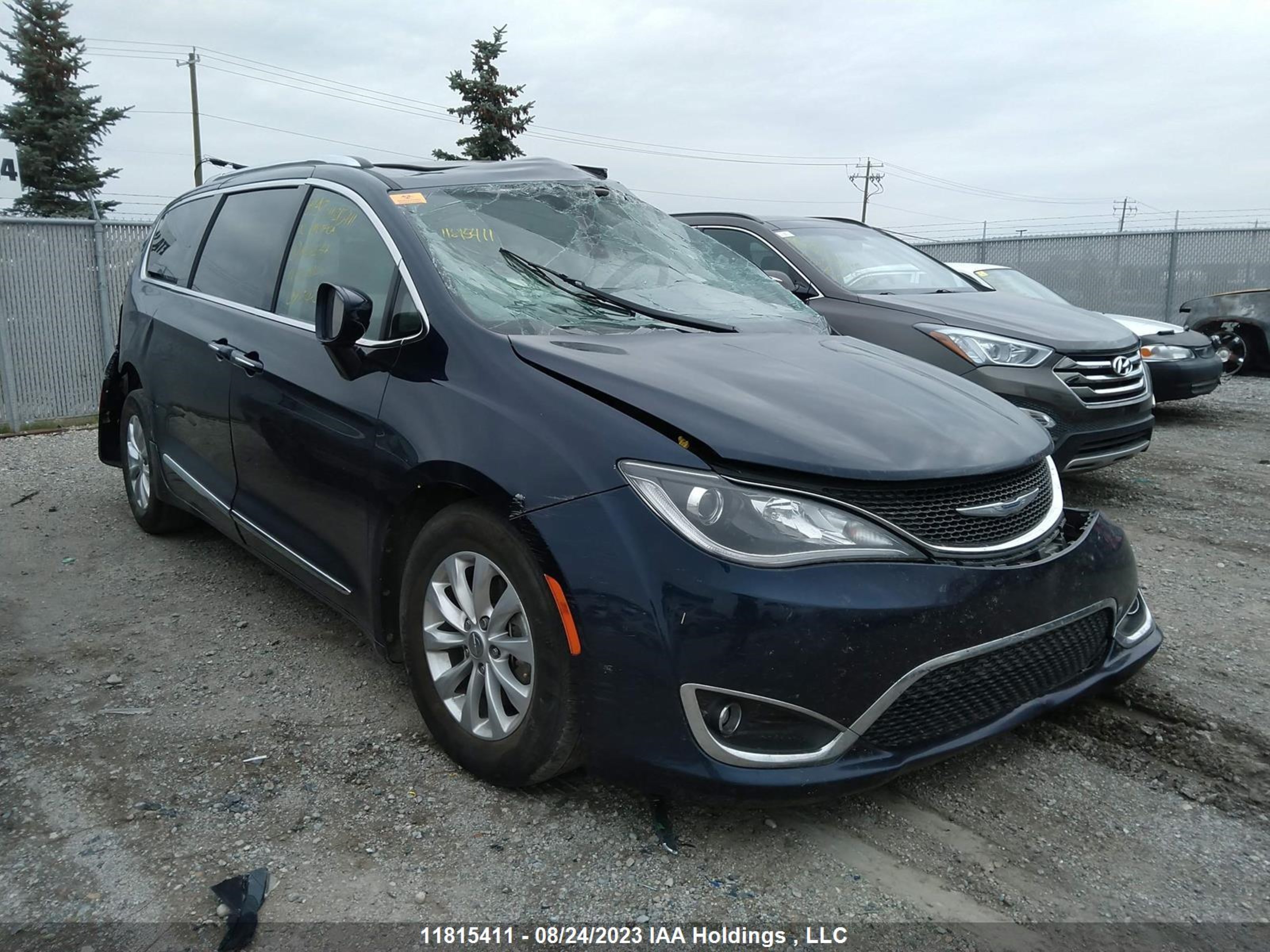 CHRYSLER PACIFICA 2018 2c4rc1eg1jr133237