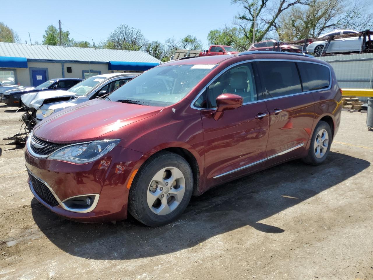 CHRYSLER PACIFICA 2017 2c4rc1eg2hr543751