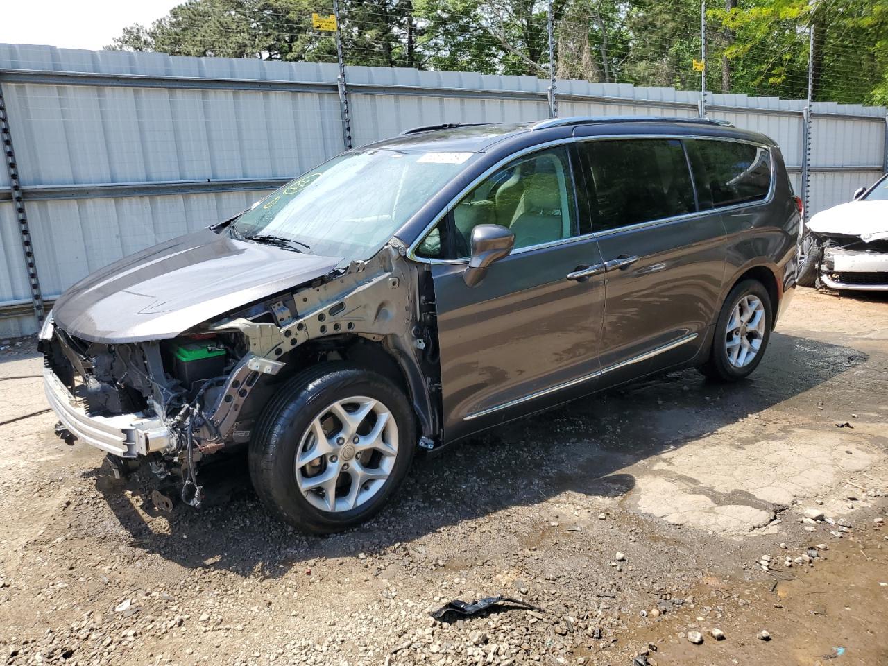 CHRYSLER PACIFICA 2017 2c4rc1eg2hr627861