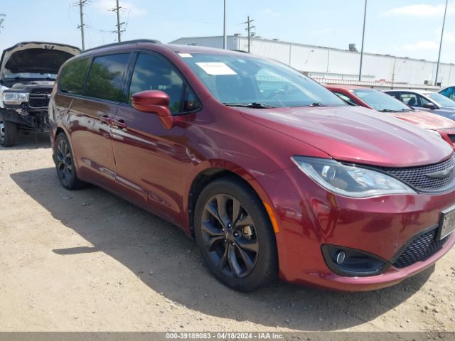 CHRYSLER PACIFICA 2018 2c4rc1eg2jr168207