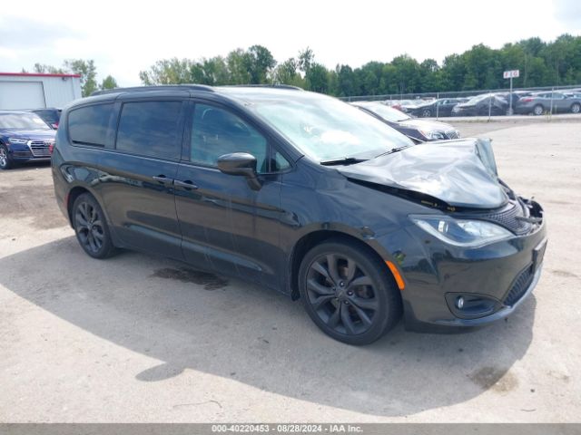 CHRYSLER PACIFICA 2018 2c4rc1eg2jr174315